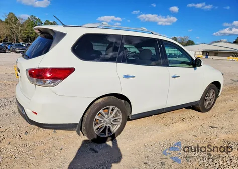 2016 Nissan Pathfinder S z USA, uszkodzony, nr VIN 5N1AR2MN0GC650219